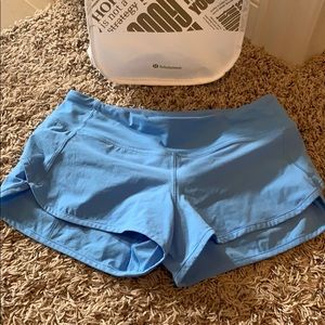 Lululemon shorts size 4